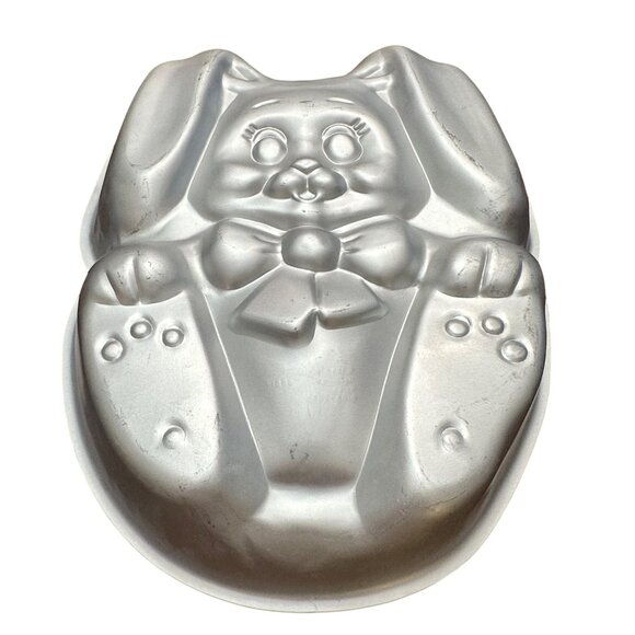 Wilton Cake Pan Vintage 1987 Wilton Easter Bunny Cake Pan 2105-2435 - Picture 6 of 7